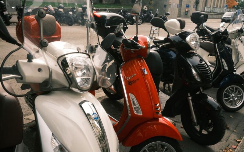 Jak Odkręcić Tylne Koło w Skuterze? Kompletny Poradnik Krok po Kroku