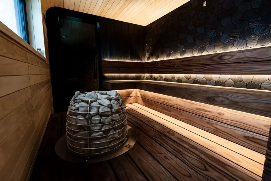 DIY Sauna w Domu: Kompletny Poradnik Krok po Kroku (2026