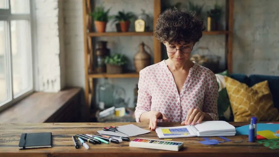 5 Projektów DIY z Rzeczy, Które Masz w Domu - Sposoby na Nudę