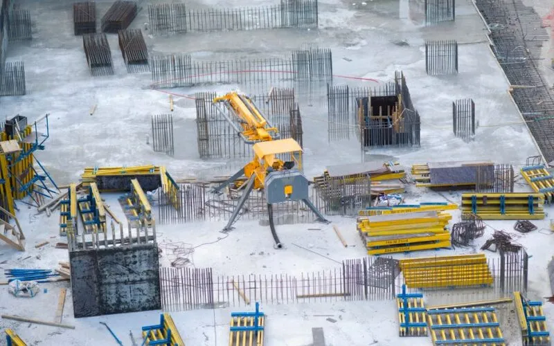 Jak montować nadproża betonowe? Kompletny poradnik krok po kroku