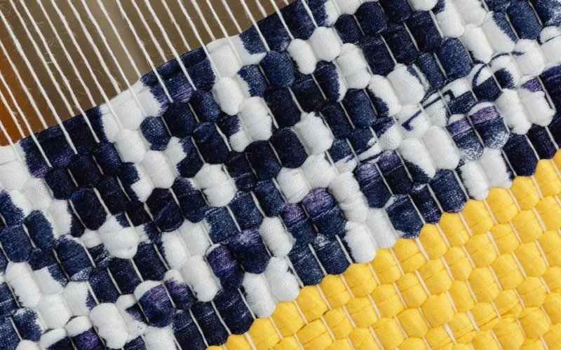 Dywan DIY: 5 Praktycznych Pomysłów na Własnoręczne Wykonanie