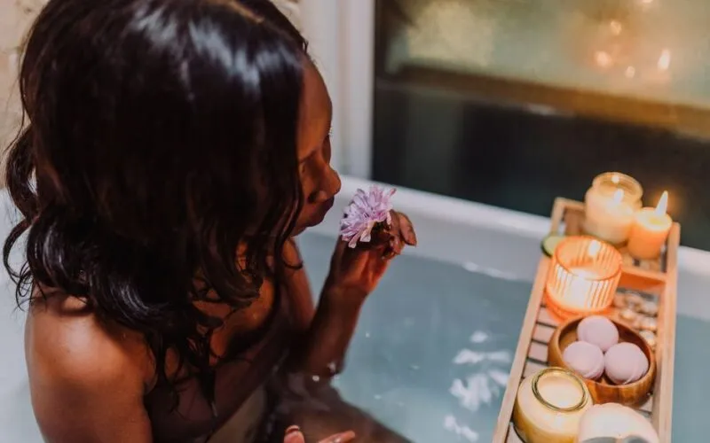 Inspiracje na domowe SPA - jak stworzyć relaksującą oazę w 5 krokach