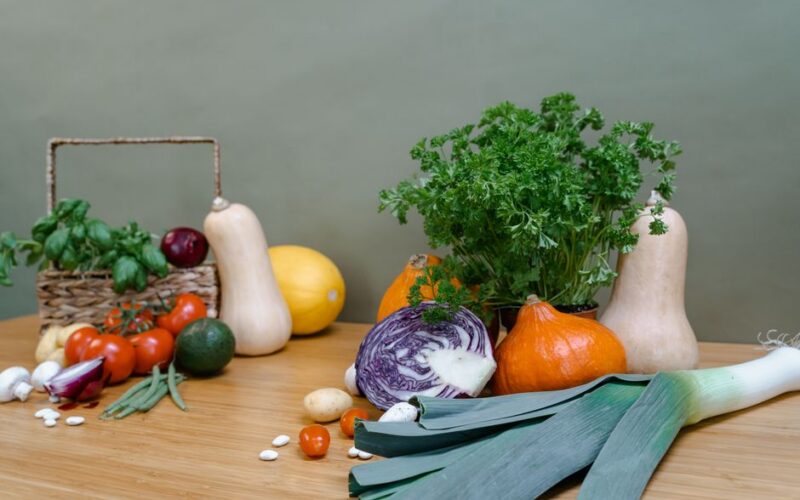 Kuchnia zero waste – jak przechowywać warzywa i owoce, by nie marnować jedzenia?