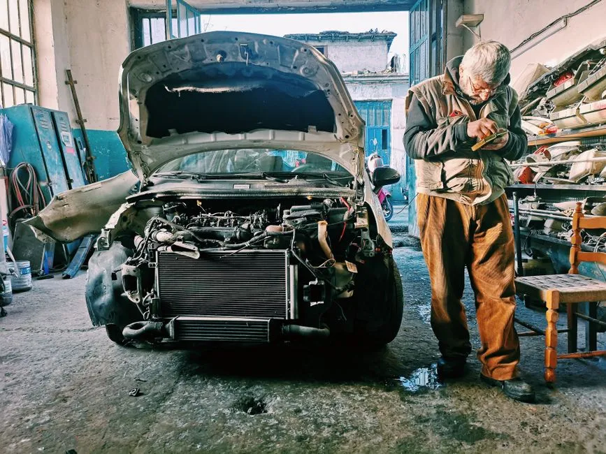 Zapieczona świeca żarowa? 5 metod bez ryzyka uszkodzenia silnika