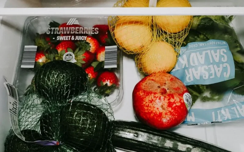 Kuchnia zero waste - jak przechowywać warzywa i owoce, by nie marnować jedzenia?