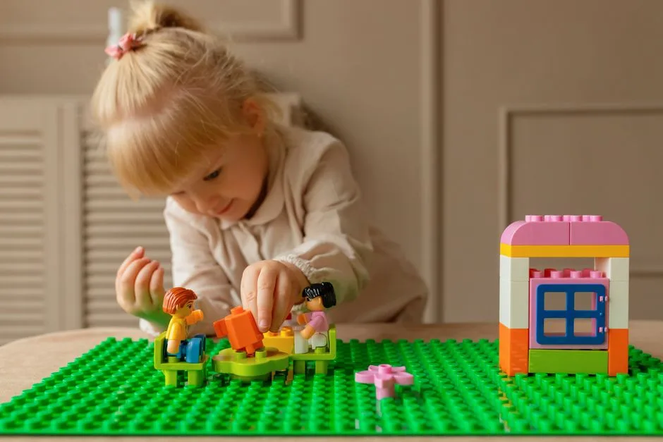 Stolik Lego DIY: 10 Genialnych Pomysłów dla Małych Fanów Klocków