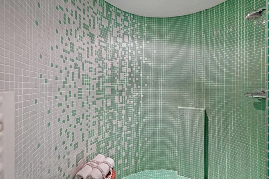5 trików na kafelki w małej łazience - optyczne powiększenie
